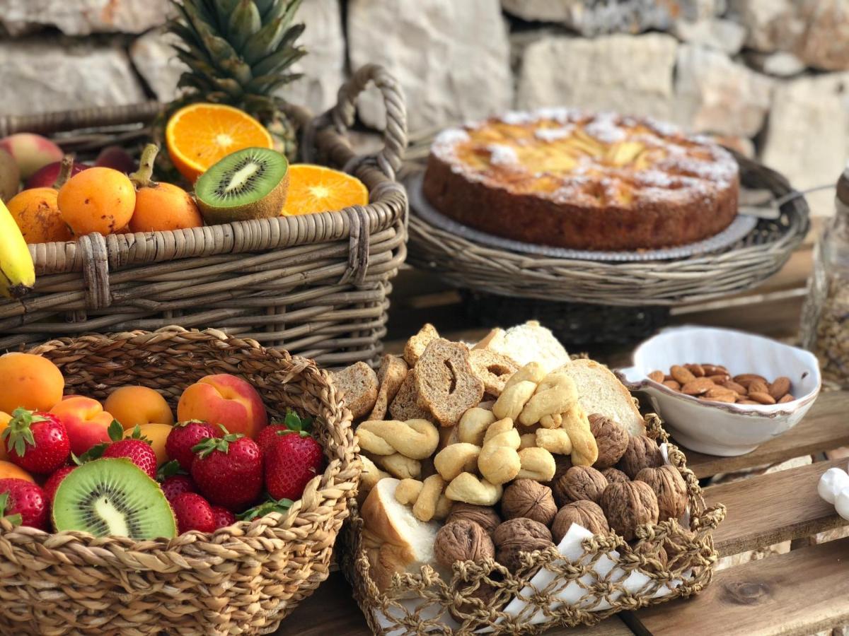 Dimora Le Ginestre Adults Only Bed & Breakfast Fasano Exterior photo