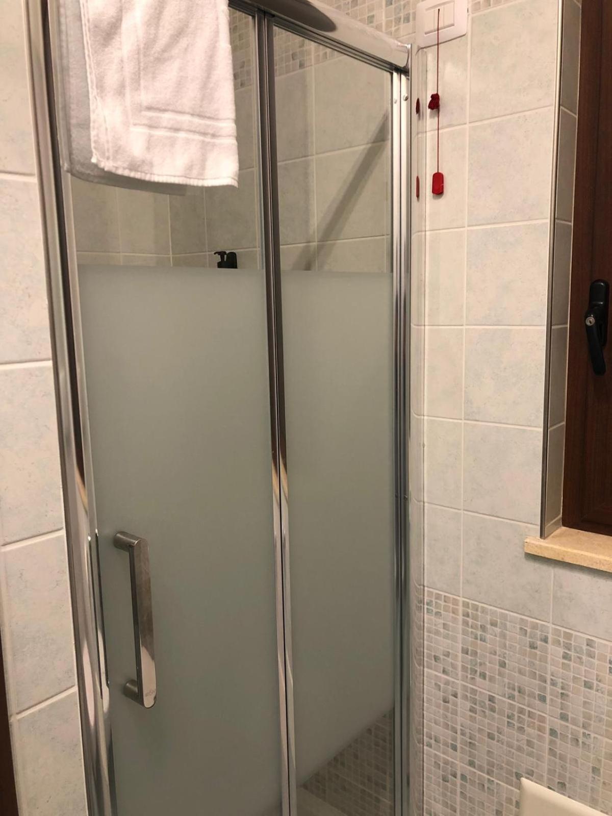 Dimora Le Ginestre Adults Only Bed & Breakfast Fasano Room photo